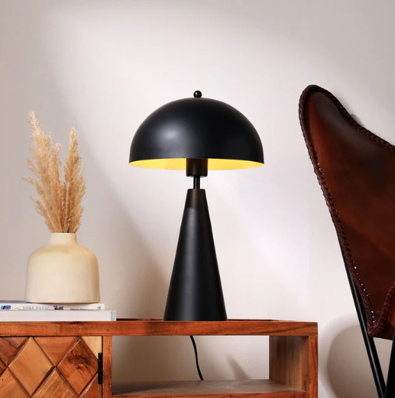 Hoa Sphere Table Lamp