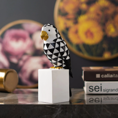 Cockatoo Symphony: Geometric Resin Beauty