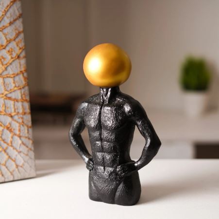 Geometric Marvel: MuscleCraft Accent