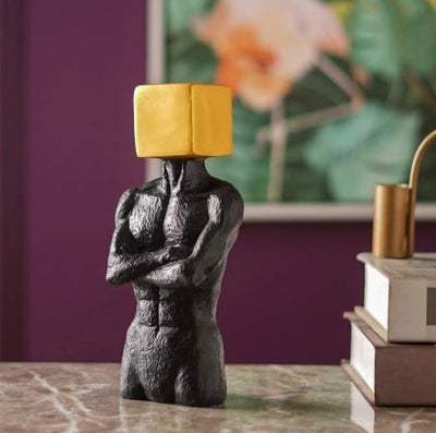 Geometric Marvel: MuscleCraft Accent