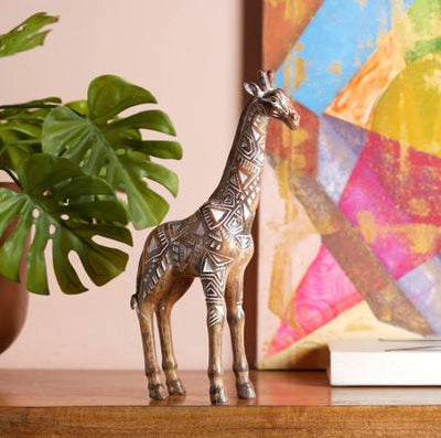 Giraffe Grandeur: Tribal Majesty