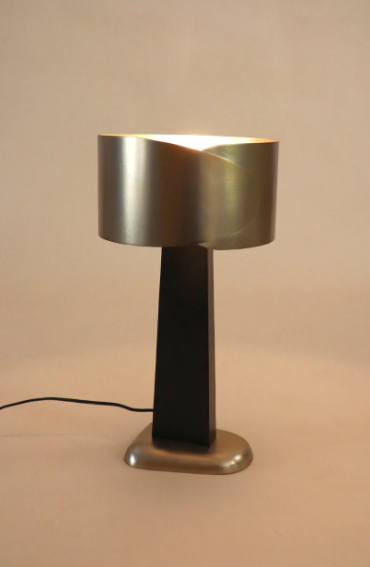Hug Table Lamp