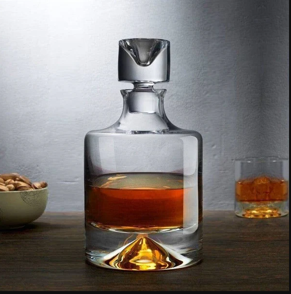 No. 9 Whiskey Decanter 1250ml