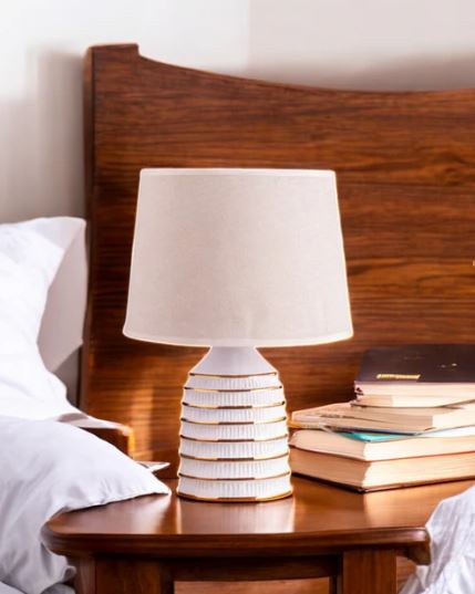 Shining Elegance Caramic Table Lamp - White