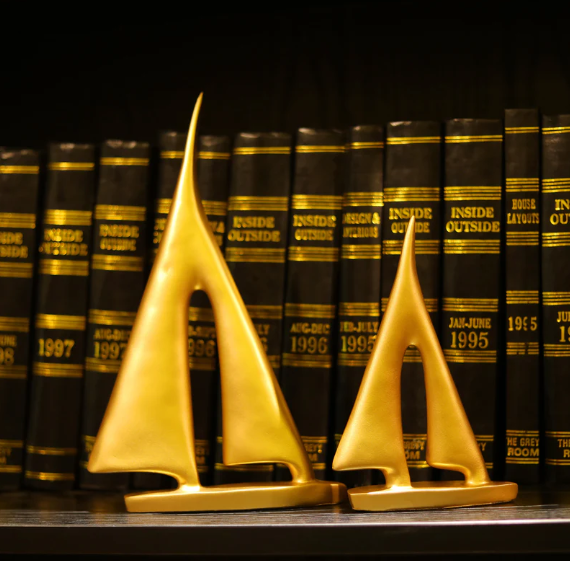 Icon Gold flair sailboat