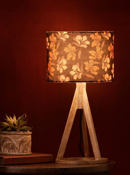 Black Flower Trio Wooden Lamp