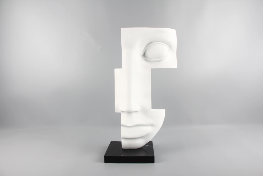 Face Art Sculpture