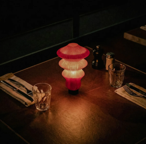 Ruvaa Max | Red Glass