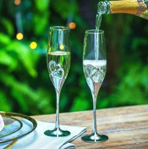 LOVE CHAMPAGNE FLUTE GIFT - SET OF 2