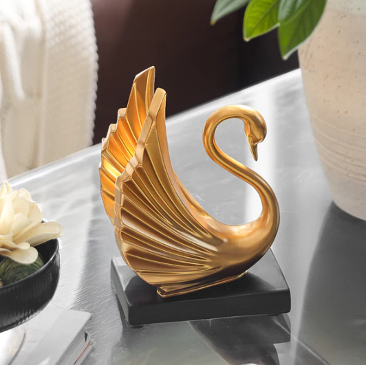 Royal Swan Sculpture Small - Bright Gold