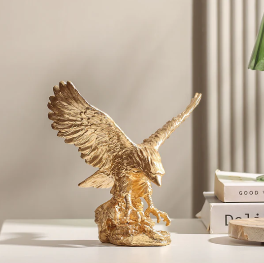 Hunting Eagle Sculpture Small - Gold