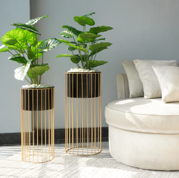Black & Gold Metal Planters With Stand, Set of 2