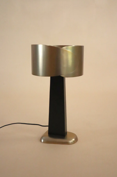 Hug Table Lamp
