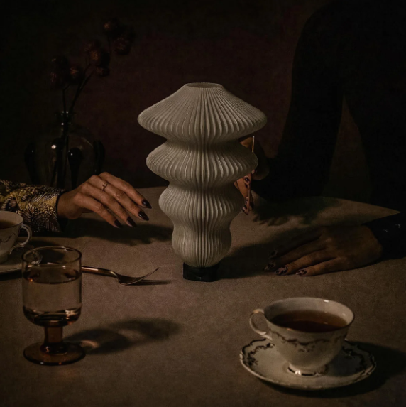 Ruvaa Max | White Glass