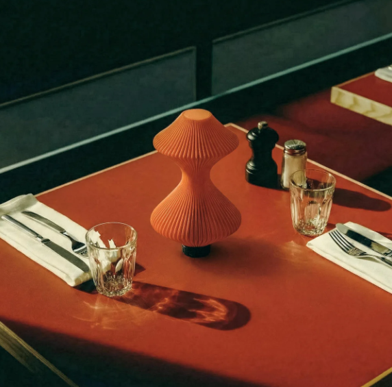 Volara Max | Red Glass