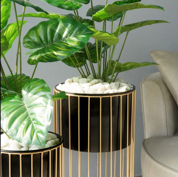 Black & Gold Metal Planters With Stand, Set of 2