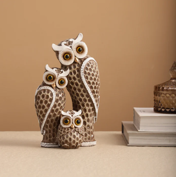 The Loving Owl Family Statue (Brown)