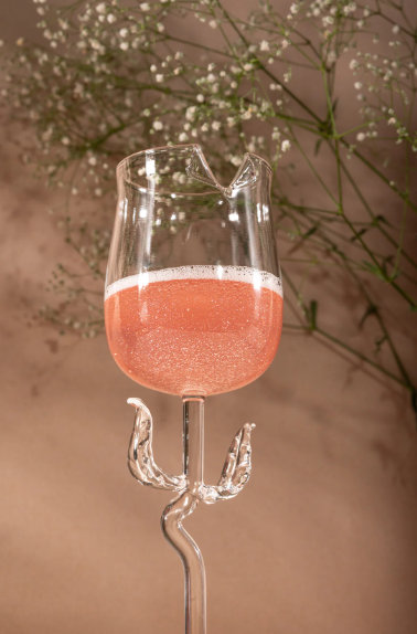 Hunar Rose Glass