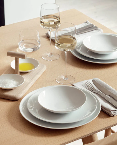 Metropolitan White Wine Glass