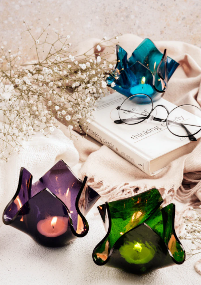 Crumpled votive - Winter edit