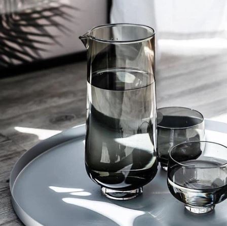 Flow Water Carafe 1100ml- Smoke