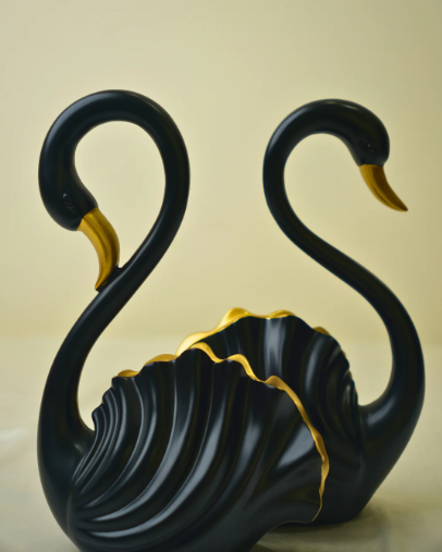 Graceful Lucky Swan Pair