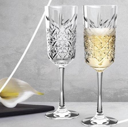 Timeless Champagne Glasses 175ml, Set of 4