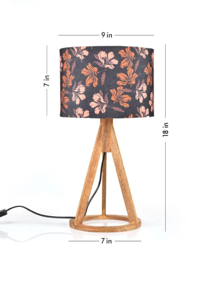 Black Flower Trio Wooden Lamp