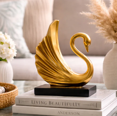 Royal Swan Sculpture Small - Bright Gold