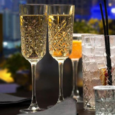 Timeless Champagne Glasses 175ml, Set of 4