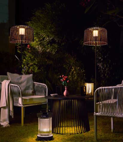 Solis Solar Table