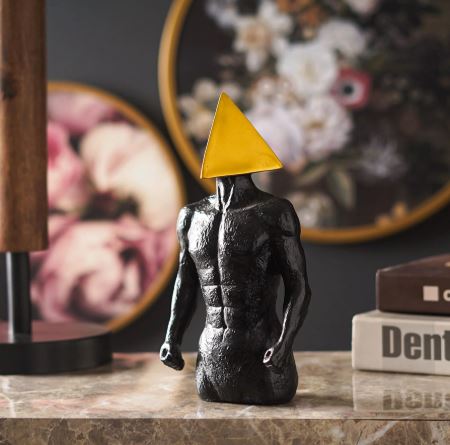 Geometric Marvel: MuscleCraft Accent