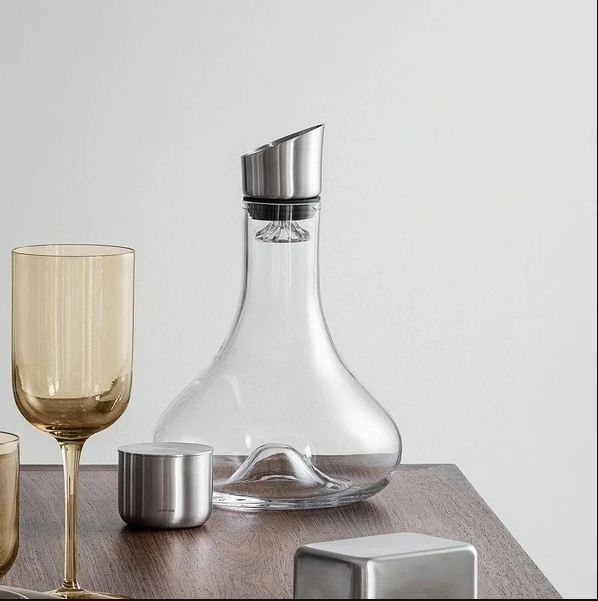 Alpha Wine Decanter with Aerator 2000ml