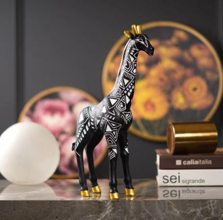 Giraffe Grandeur: Tribal Majesty
