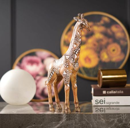 Giraffe Grandeur: Tribal Majesty