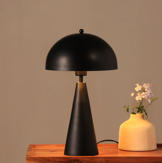 Hoa Sphere Table Lamp