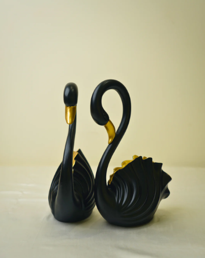 Graceful Lucky Swan Pair