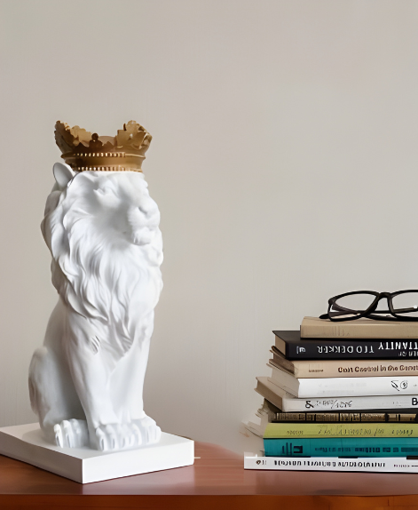 Nordic Minimalist Regal Lion