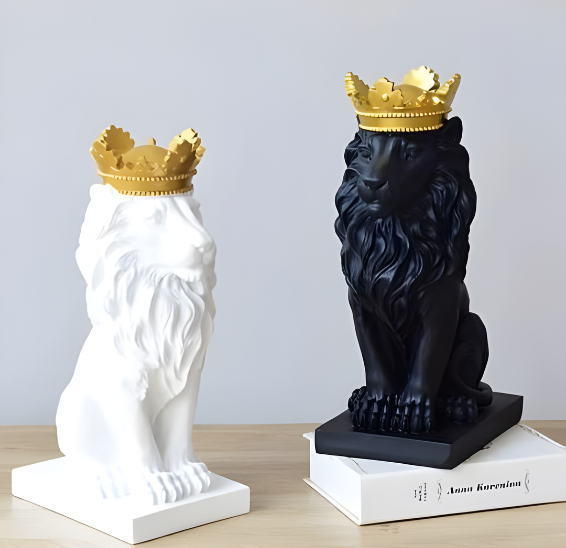 Nordic Minimalist Regal Lion