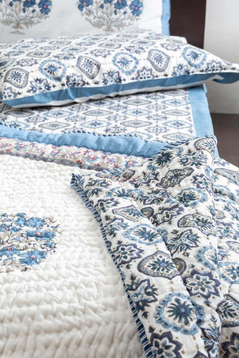 Smalt Blue Single Bed Quilt