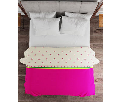 Stylish Hot Pink Print King Size Comforter