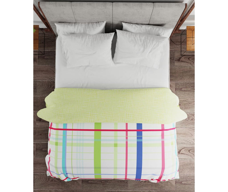 Striking Multi-Coloured Lined Double Size Comforter (100% Cotton, Reversible, Queen Size)