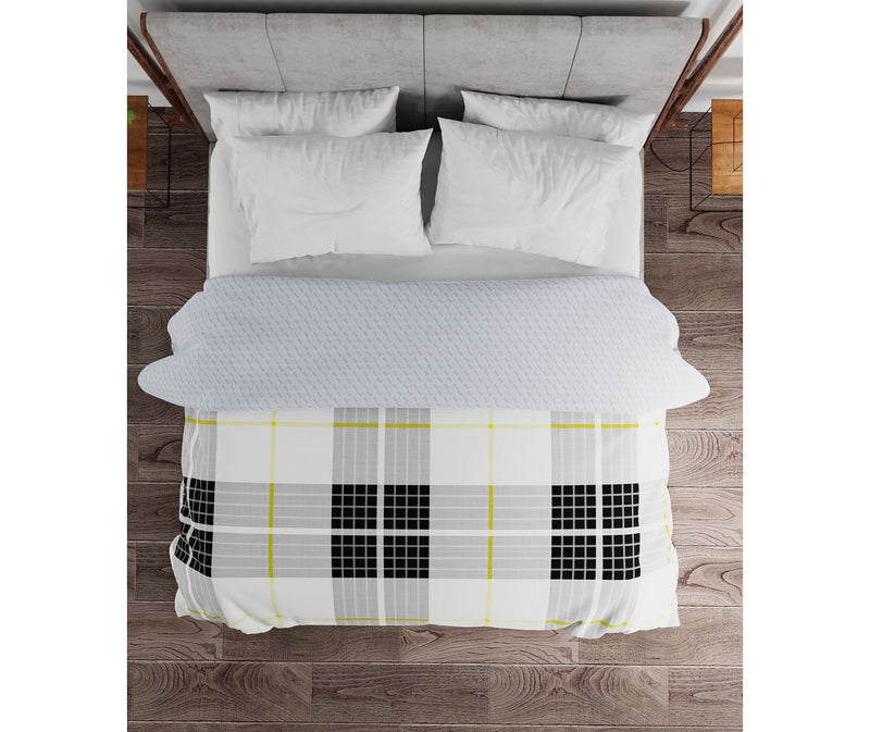 Striped Bold Black, White & Yellow King Size Comforter (100% Cotton, Reversible)