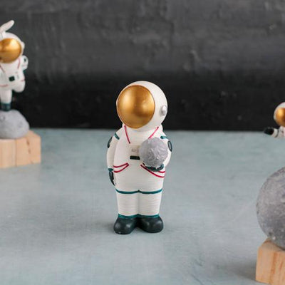 Astronaut Planter