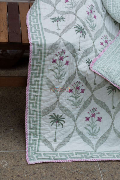 Powder Ash Palm Tree Double Bed Quilt