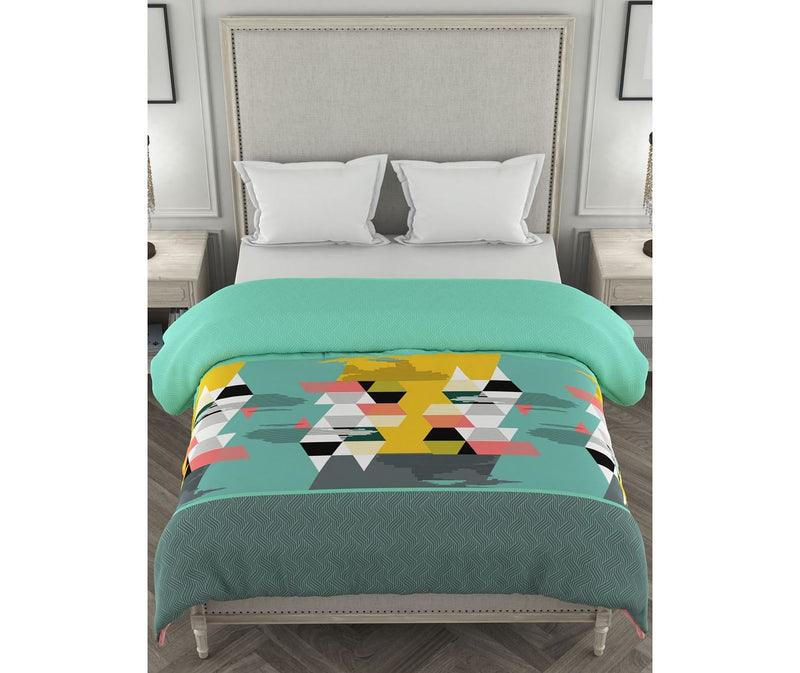 Multi-Coloured Abstract Geometric Print King Size Comforter (100% Cotton, Reversible)