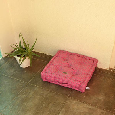 ACRYLIC COATED FLOOR CUSHION - GEO PINK FLAMBÉ