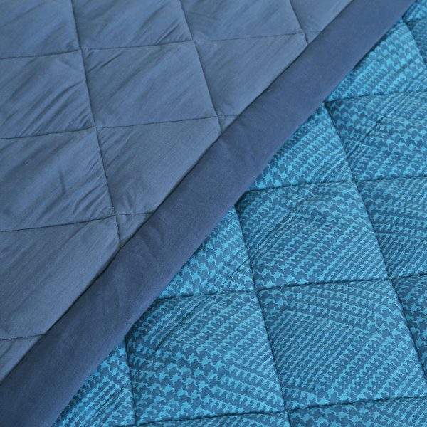 Houndstooth Print Blue 6 Pcs Double Quilt Set