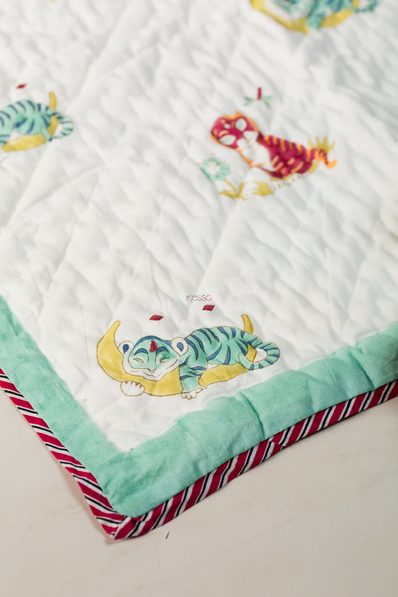 Cat Print Baby Quilt Set