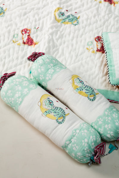 Cat Print Baby Quilt Set